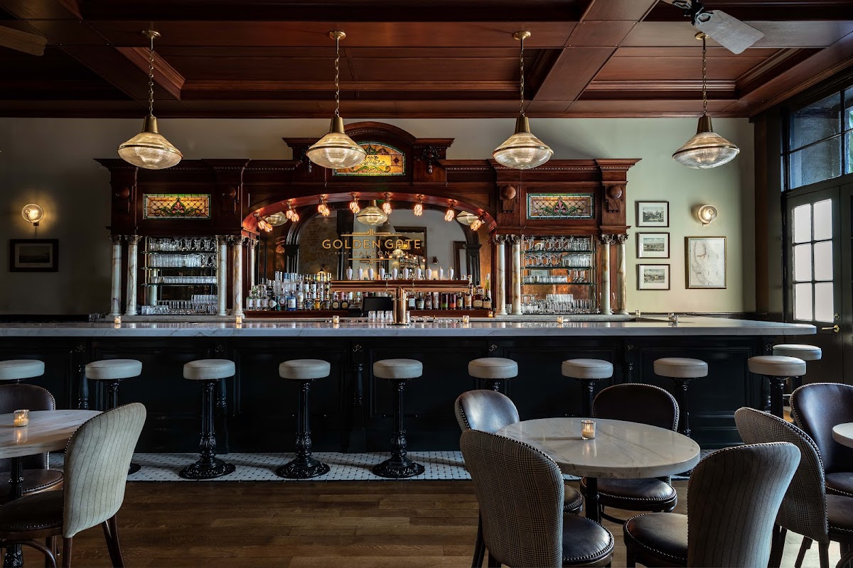 Banner Golden Gate Saloon 01